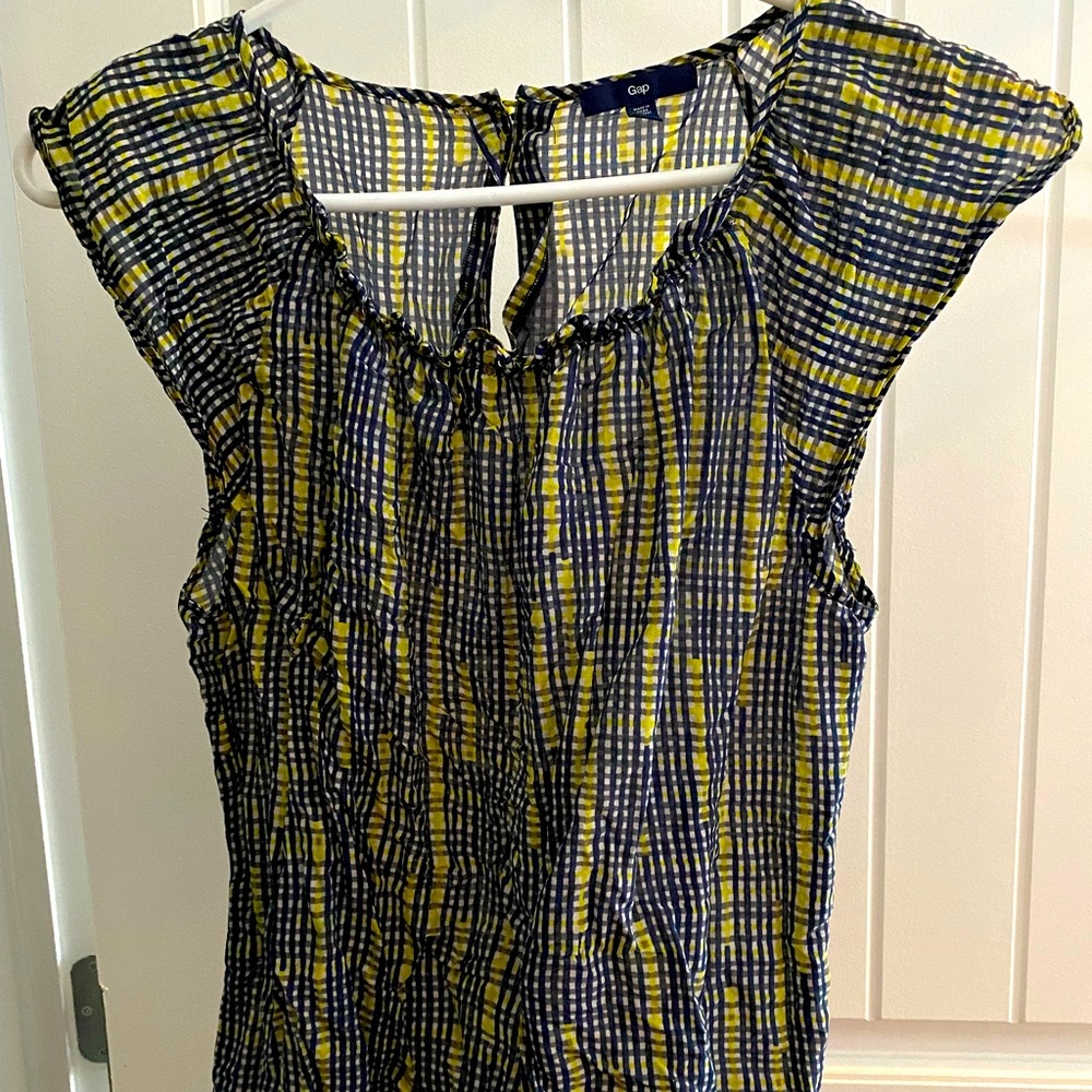 Flowy Gap shirt
